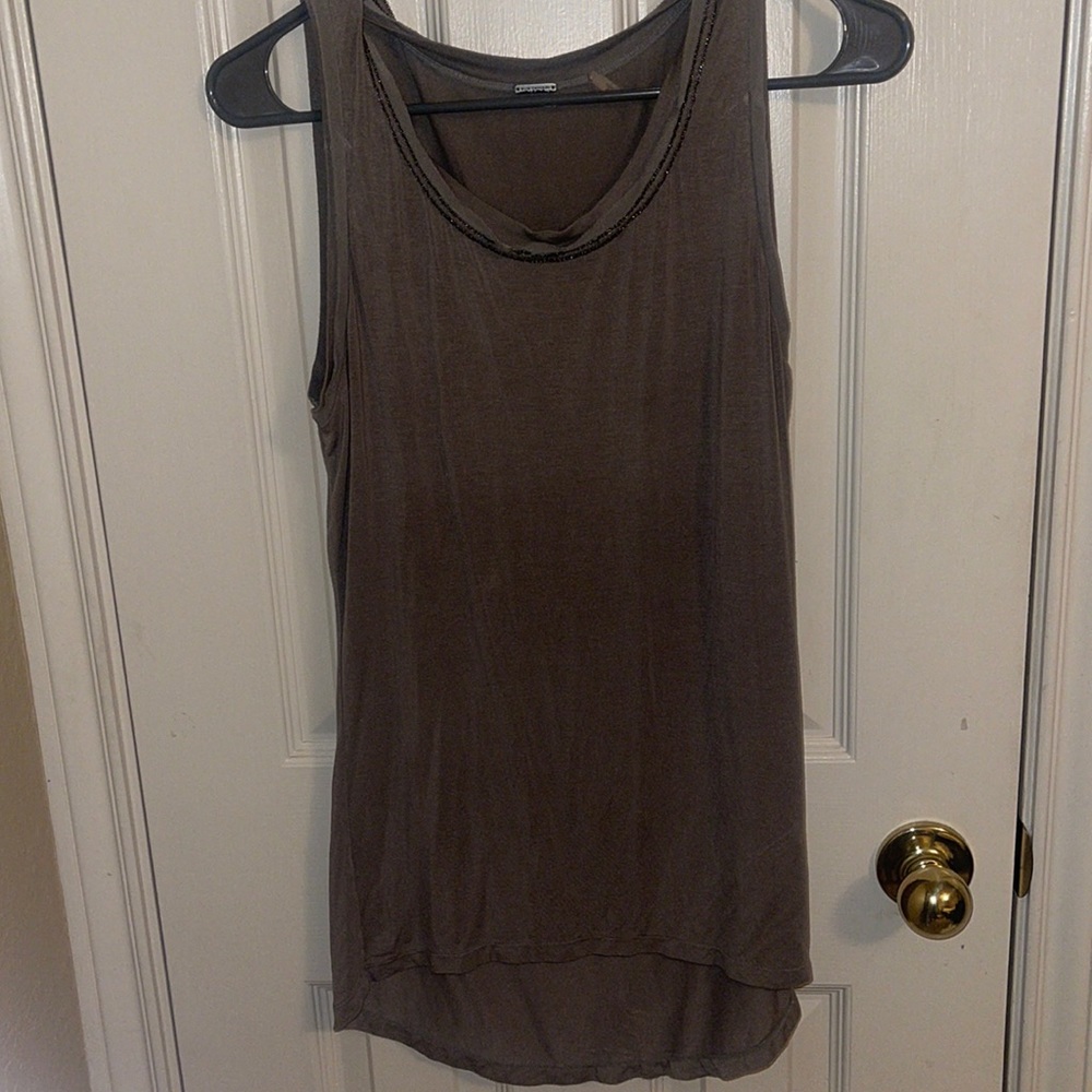 Elise Tahiti size small tank top